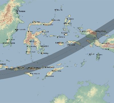 Map of the eclipse path across Indonesia on 12/25/1582