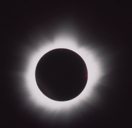 Photo of the solar eclipse of 06/21/2001 by Pierre Arpin
