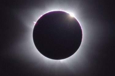 Photo of the solar eclipse of 04/20/2023 by Oscar Martín Mesonero