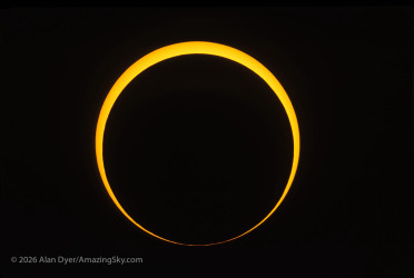 Photo of the solar eclipse of 05/10/1994 by Alan Dyer