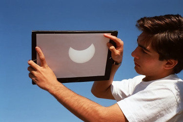 Photo of the solar eclipse of 10/12/1996 by Oscar Martín Mesonero
