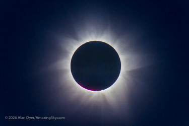 Photo of the solar eclipse of 11/13/2012 by Alan Dyer
