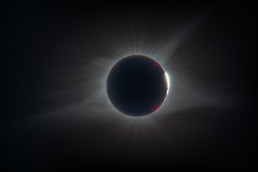 Photo of the solar eclipse of 08/21/2017 by Oscar Martín Mesonero