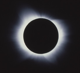 Photo of the solar eclipse of 06/11/1983 by Pierre Arpin
