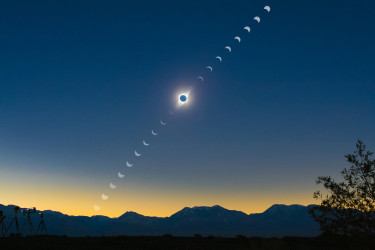 Photo of the solar eclipse of 07/02/2019 by Oscar Martín Mesonero
