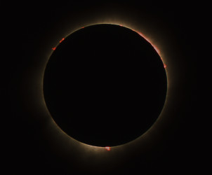 Photo of the solar eclipse of 06/21/2001 by Pierre Arpin