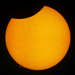 Photo of the solar eclipse of 06/10/2021 by Oscar Martín Mesonero