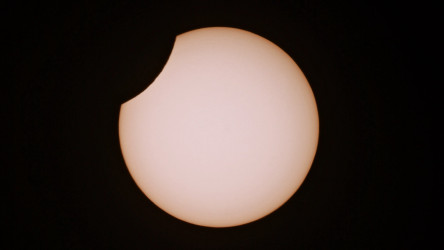 Photo of the solar eclipse of 06/10/2021 by Simone Bolzoni