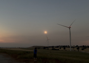 Photo of the solar eclipse of 08/12/2026 by Xiaoxi Wu