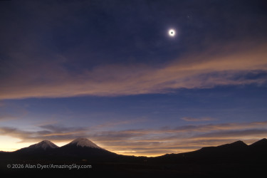 Photo of the solar eclipse of 11/03/1994 by Alan Dyer