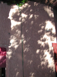 Photo of the solar eclipse of 06/10/2002 by Tim Martin