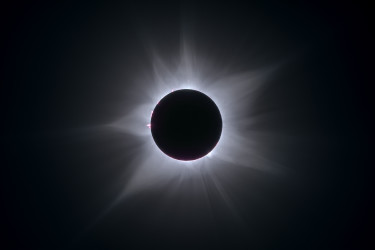 Photo of the solar eclipse of 04/20/2023 by Gwenael Blanck