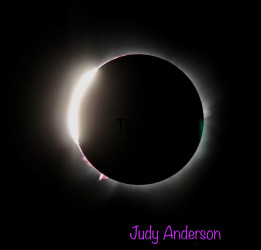 Photo of the solar eclipse of 04/20/2023 by Judy Anderson