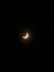Photo of the solar eclipse of 09/21/2025 by Lori Saenz