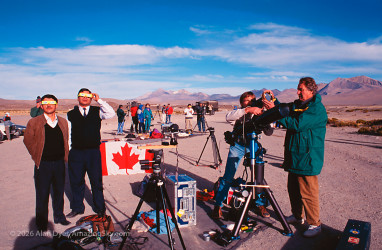 Photo of the solar eclipse of 11/03/1994 by Alan Dyer