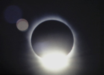 Photo of the solar eclipse of 02/26/1998 by Klaus Schulze-Frerichs