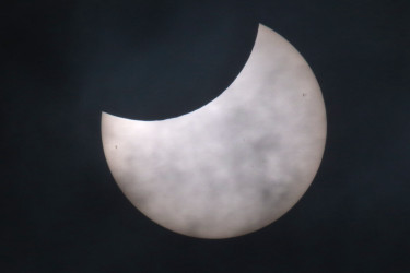 Photo of the solar eclipse of 10/25/2022 by Stefan Simon