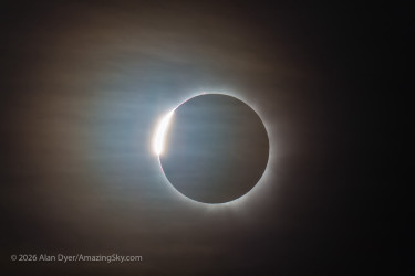 Photo of the solar eclipse of 11/13/2012 by Alan Dyer