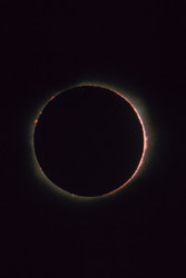 Photo of the solar eclipse of 12/04/2002 by Stephen Barnes